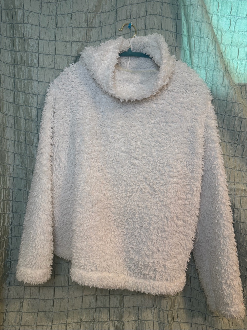 stars above Plush Funnel Neck Pullover - Cream